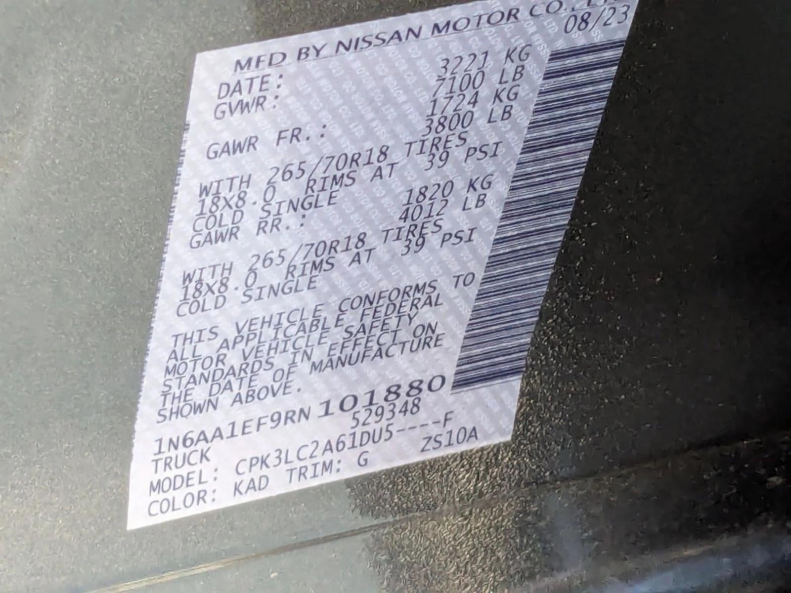 2024 Nissan Titan 4x2 Crew Cab SV