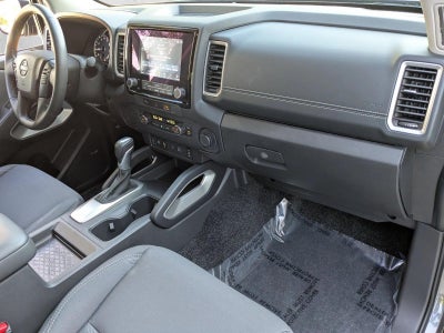 2024 Nissan Frontier Crew Cab 4x2 SV