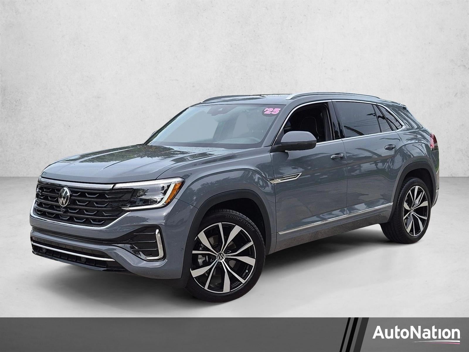 2025 Volkswagen Atlas Cross Sport 2.0T SEL Premium R-Line 4MOTION