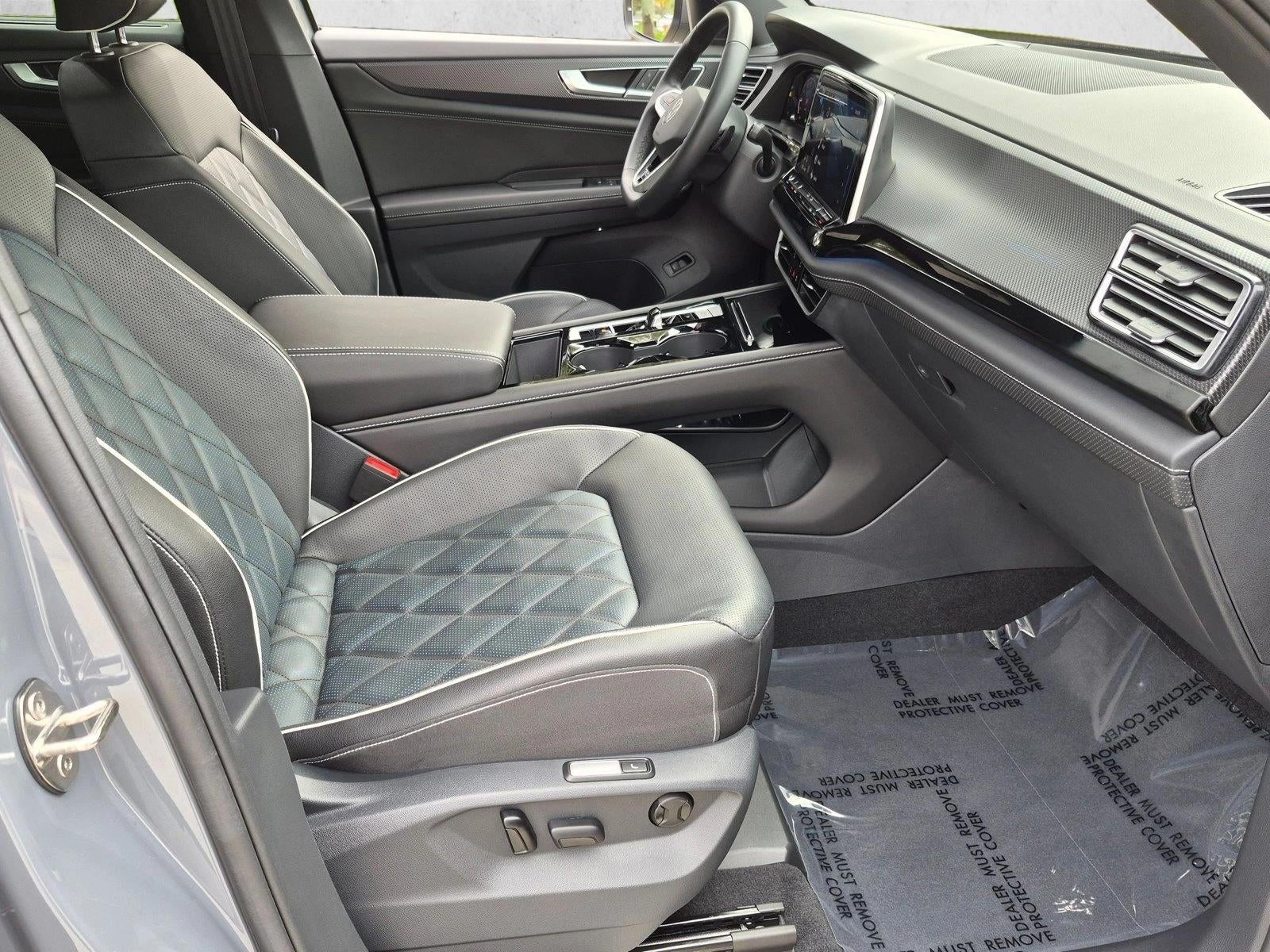 2025 Volkswagen Atlas Cross Sport 2.0T SEL Premium R-Line 4MOTION