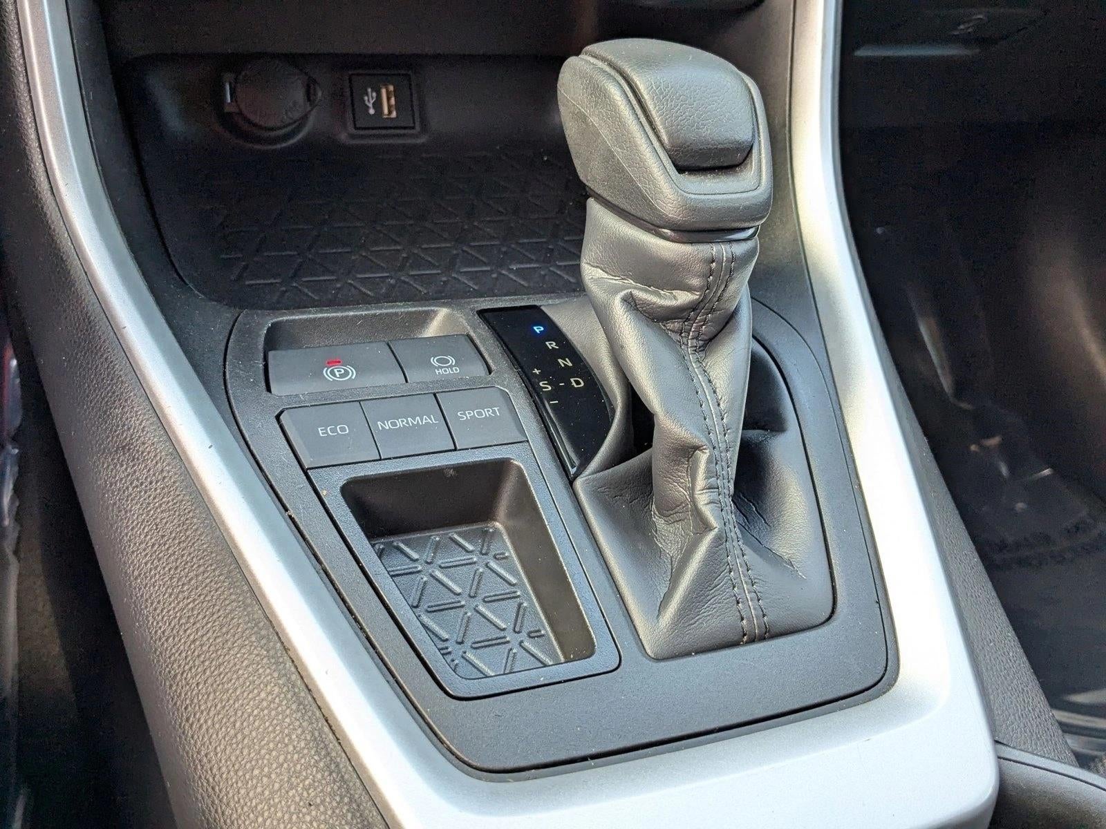 2024 Toyota RAV4 XLE FWD (Natl)