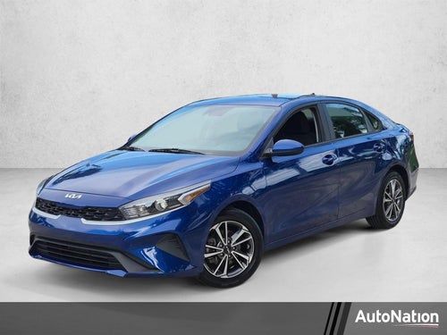 2023 Kia Forte LXS IVT