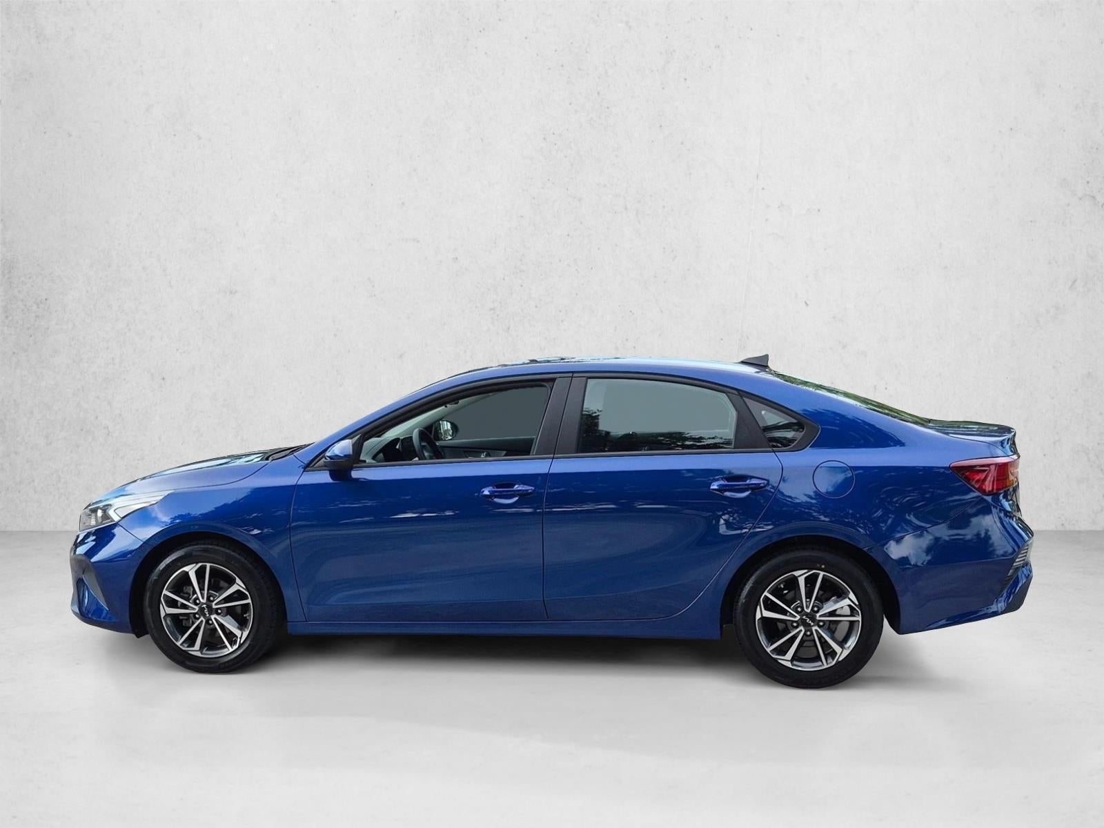2023 Kia Forte LXS IVT