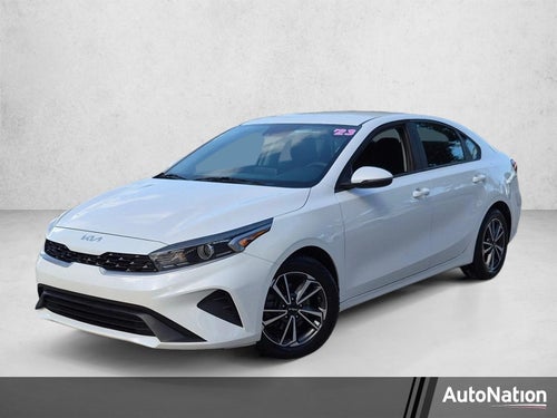 2023 Kia Forte LXS IVT