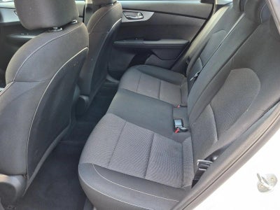 2023 Kia Forte LXS IVT