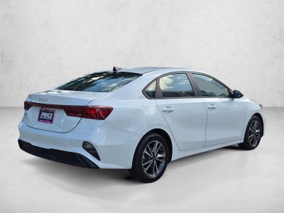 2023 Kia Forte LXS IVT