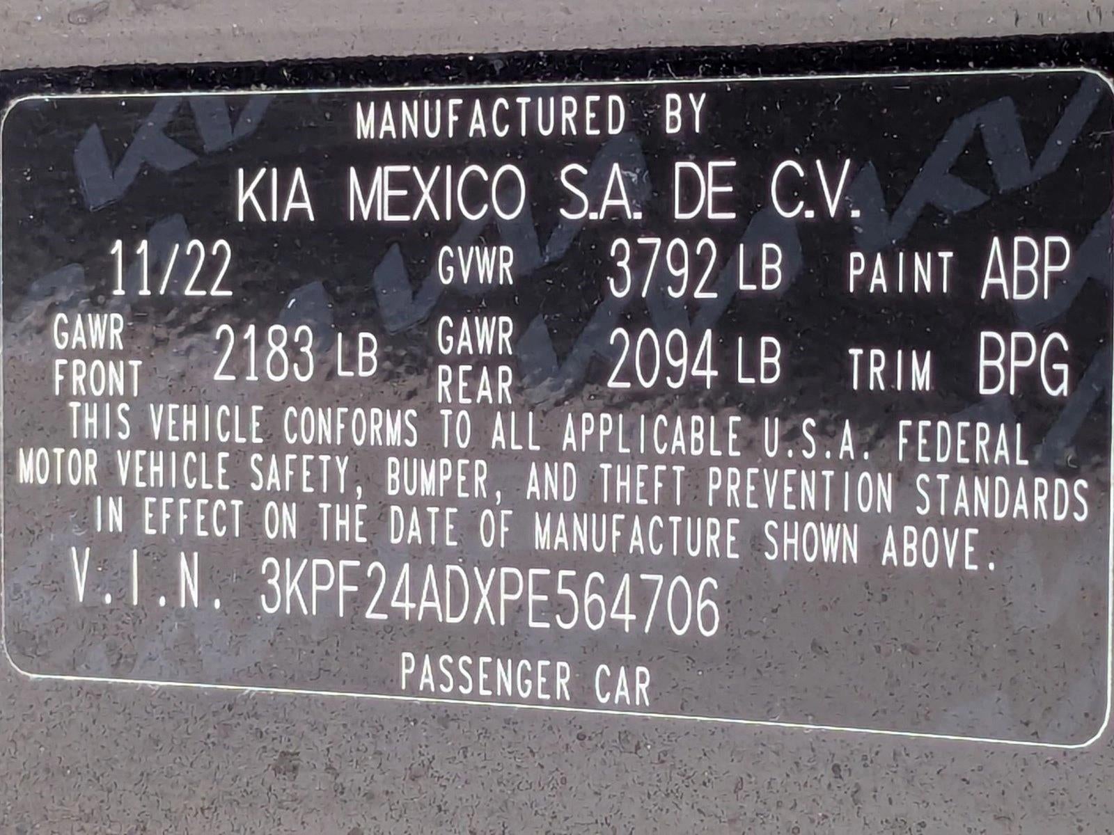 2023 Kia Forte LXS IVT