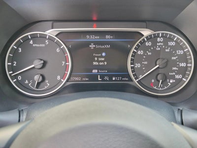 2025 Nissan Sentra SR CVT