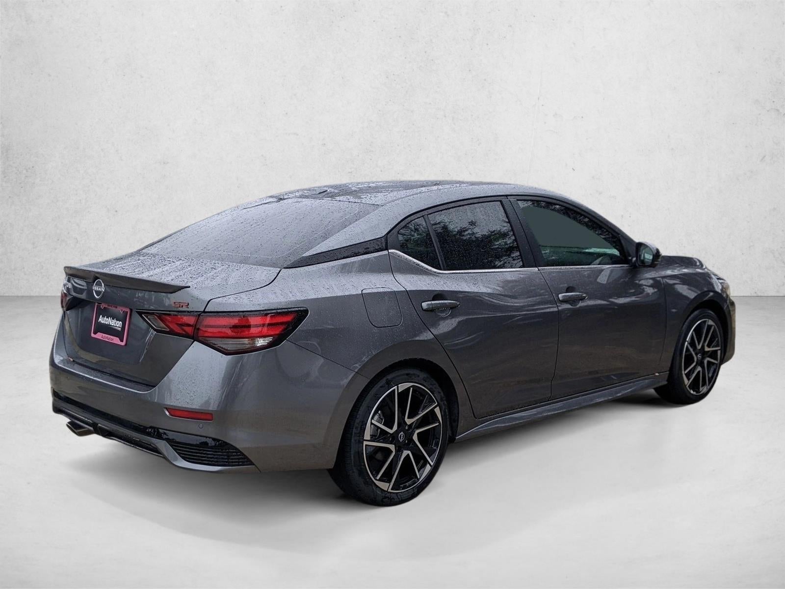 2025 Nissan Sentra SR CVT