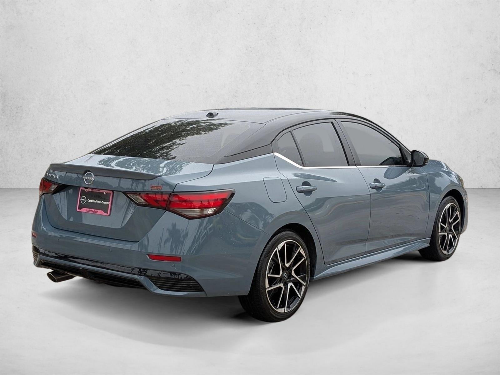 2025 Nissan Sentra SR CVT