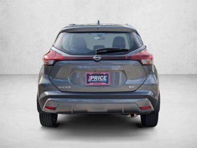 2022 Nissan Kicks SV FWD