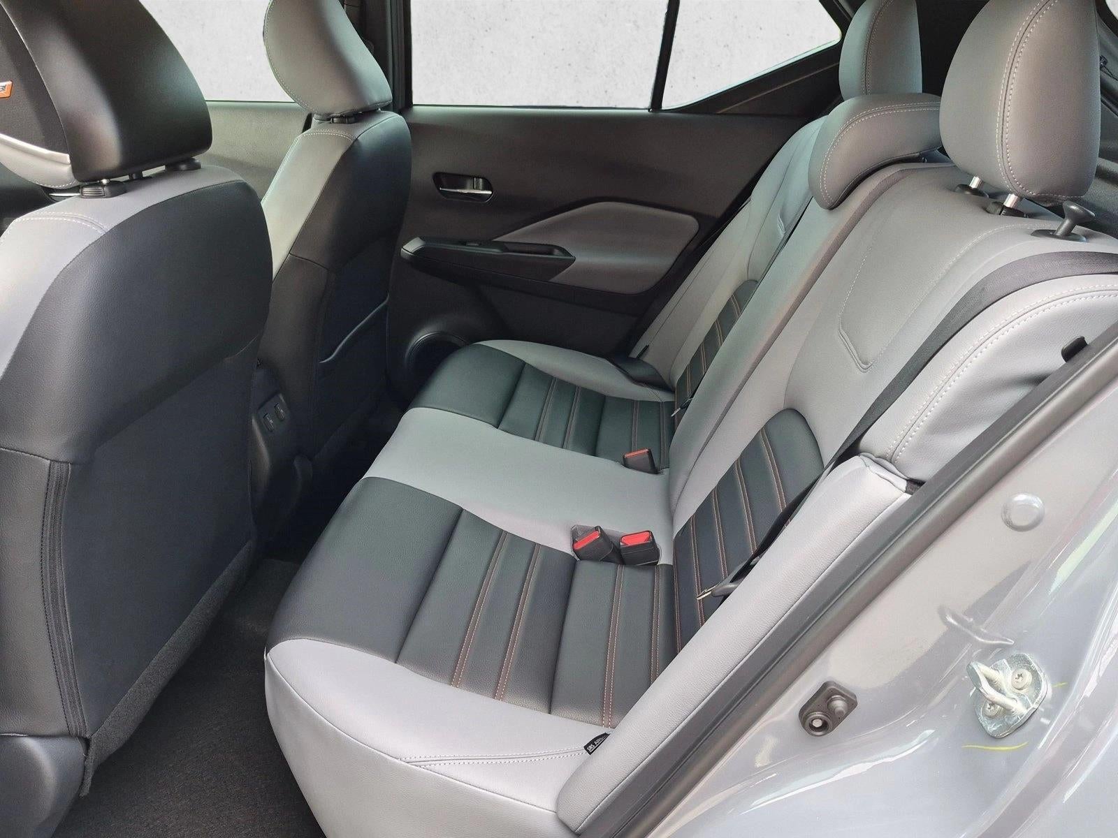 2023 Nissan Kicks SR FWD