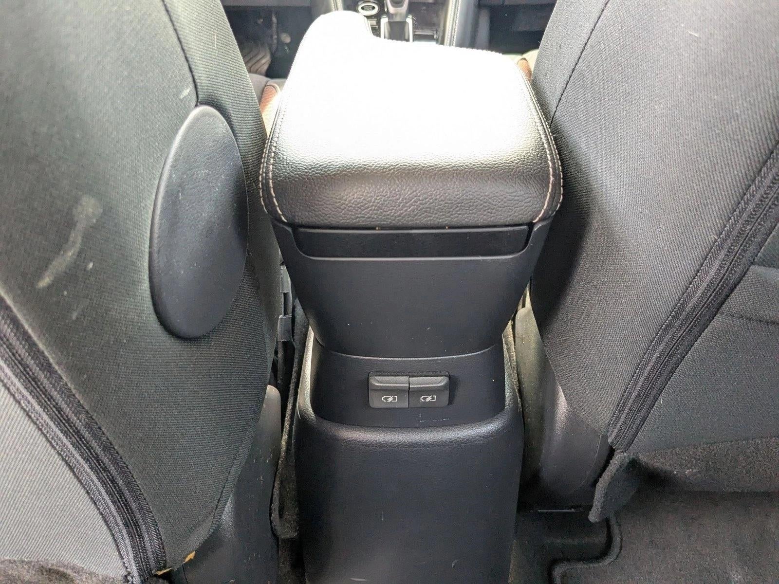 2020 Nissan Kicks SR FWD
