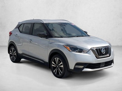 2020 Nissan Kicks SR FWD