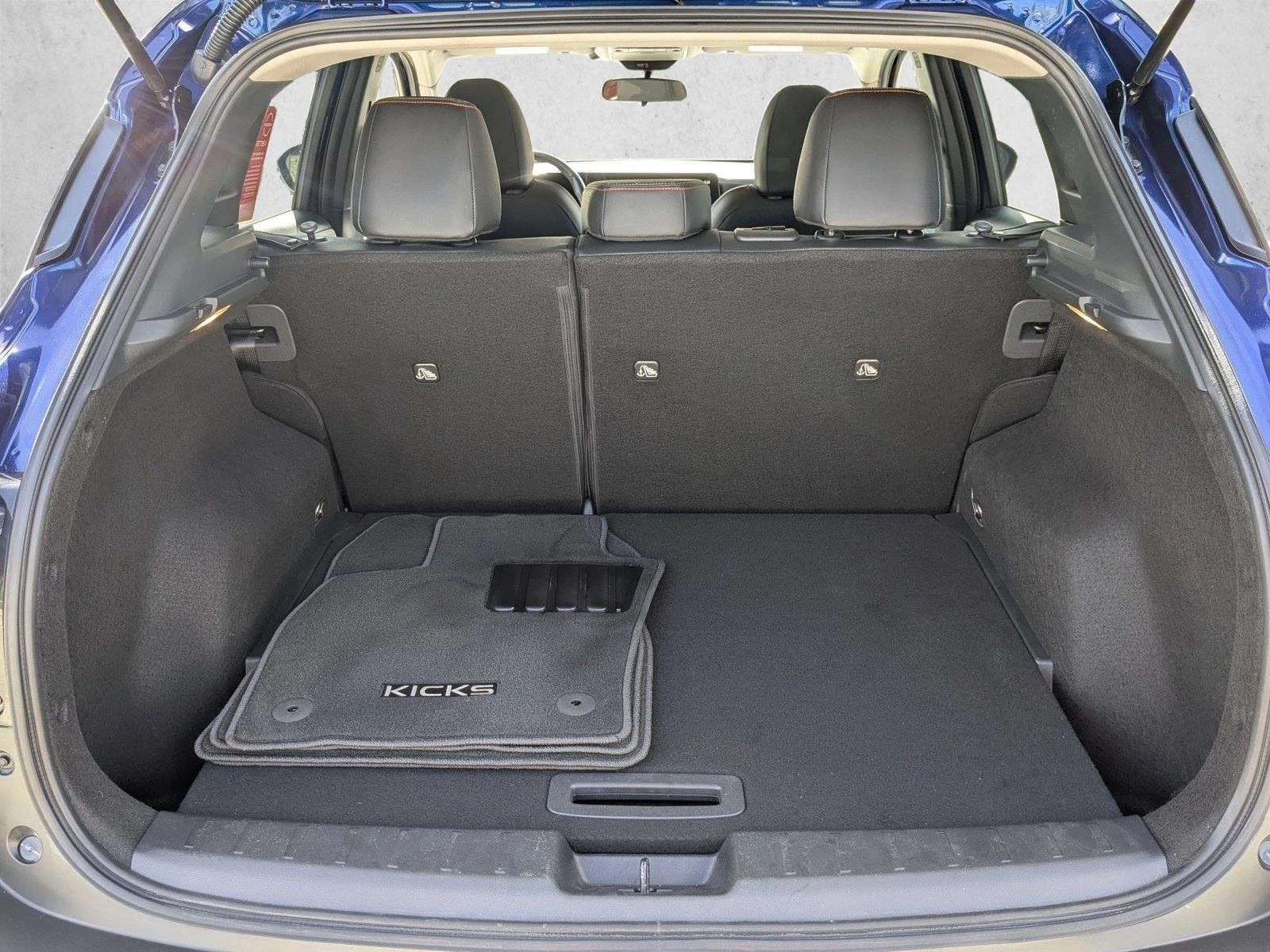 2025 Nissan Kicks SR FWD