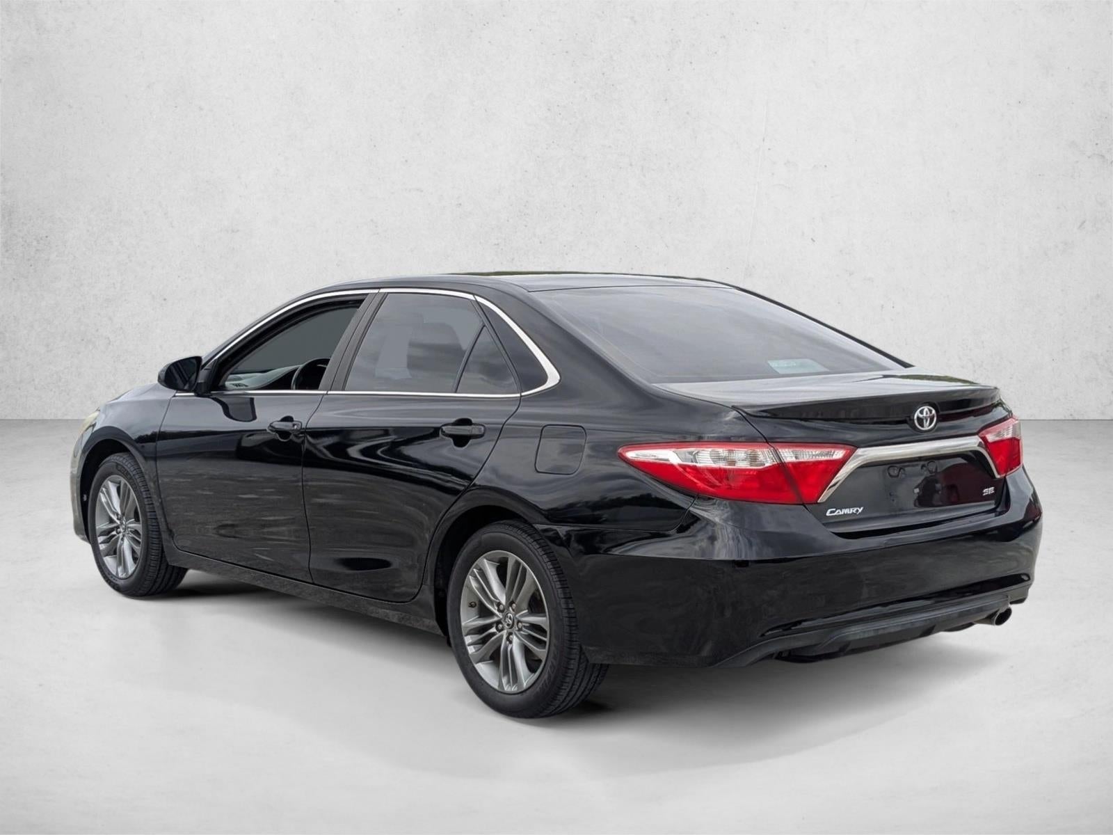 2015 Toyota Camry 4dr Sdn I4 Auto SE (SE)