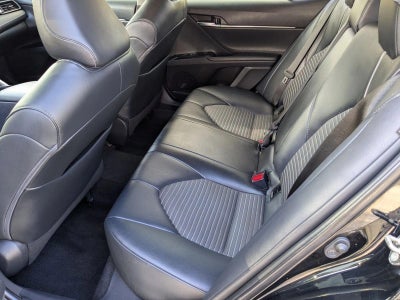 2020 Toyota Camry SE Auto (Natl)