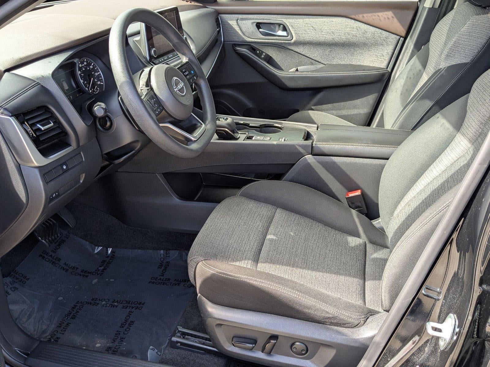 2022 Nissan Rogue FWD SV