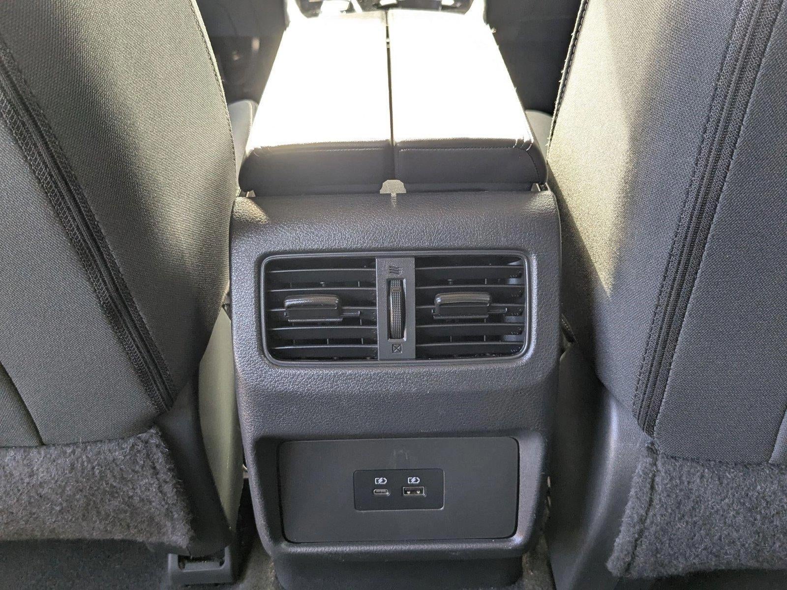 2022 Nissan Rogue FWD SV