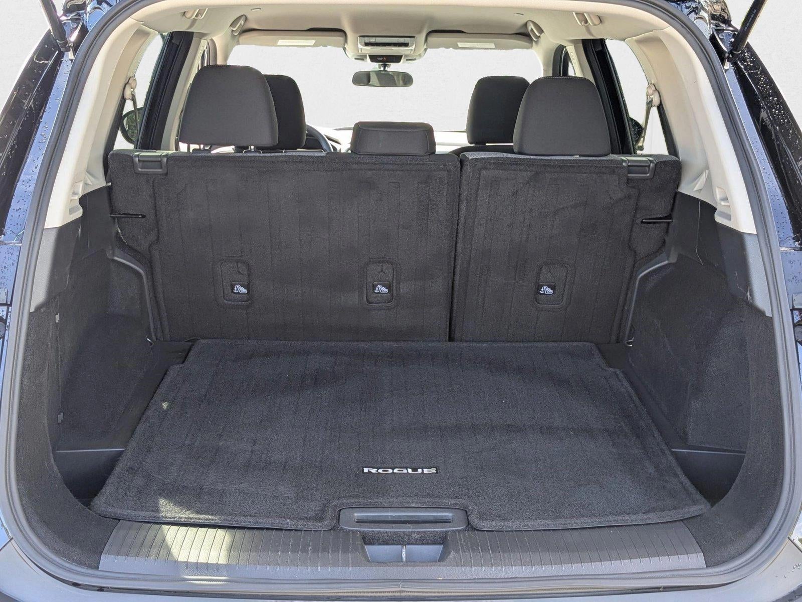 2022 Nissan Rogue FWD SV