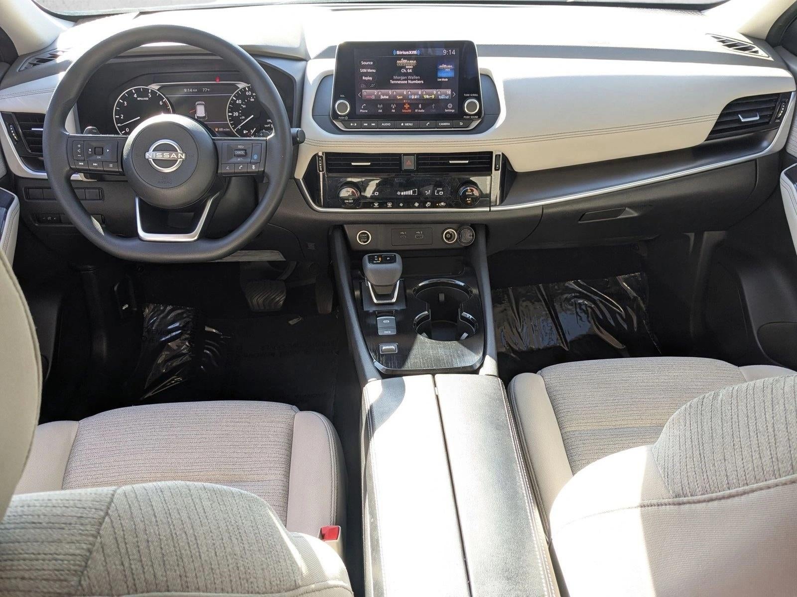 2022 Nissan Rogue FWD SV