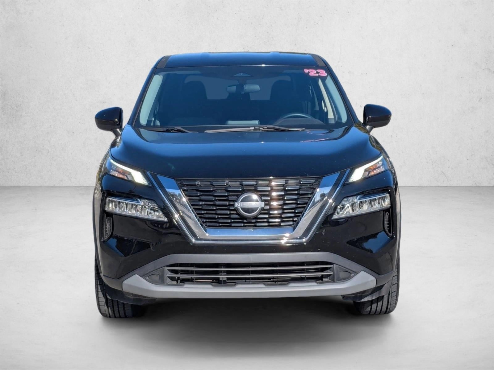 2023 Nissan Rogue FWD SV