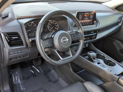 2022 Nissan Rogue FWD SV