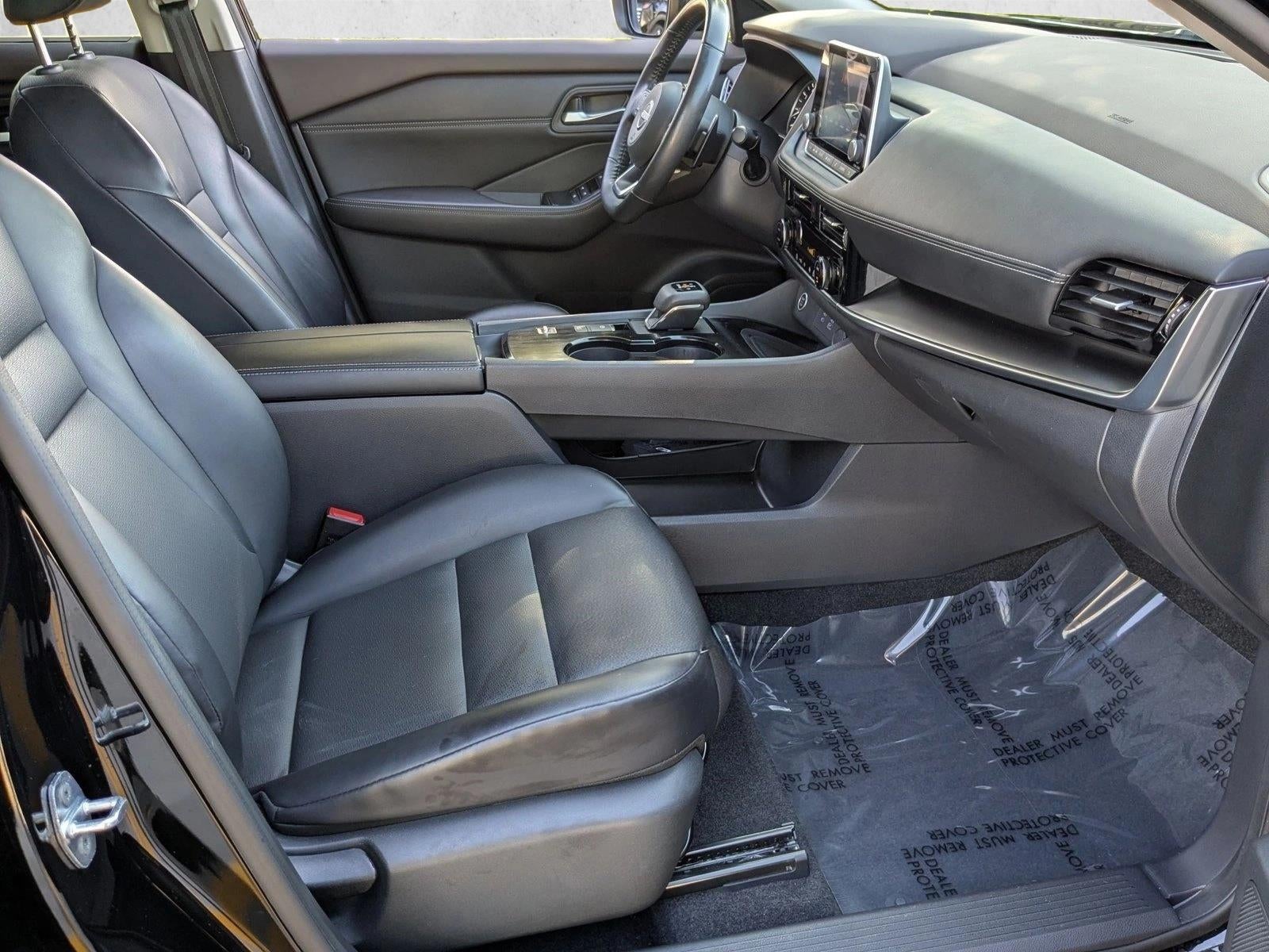 2022 Nissan Rogue FWD SV