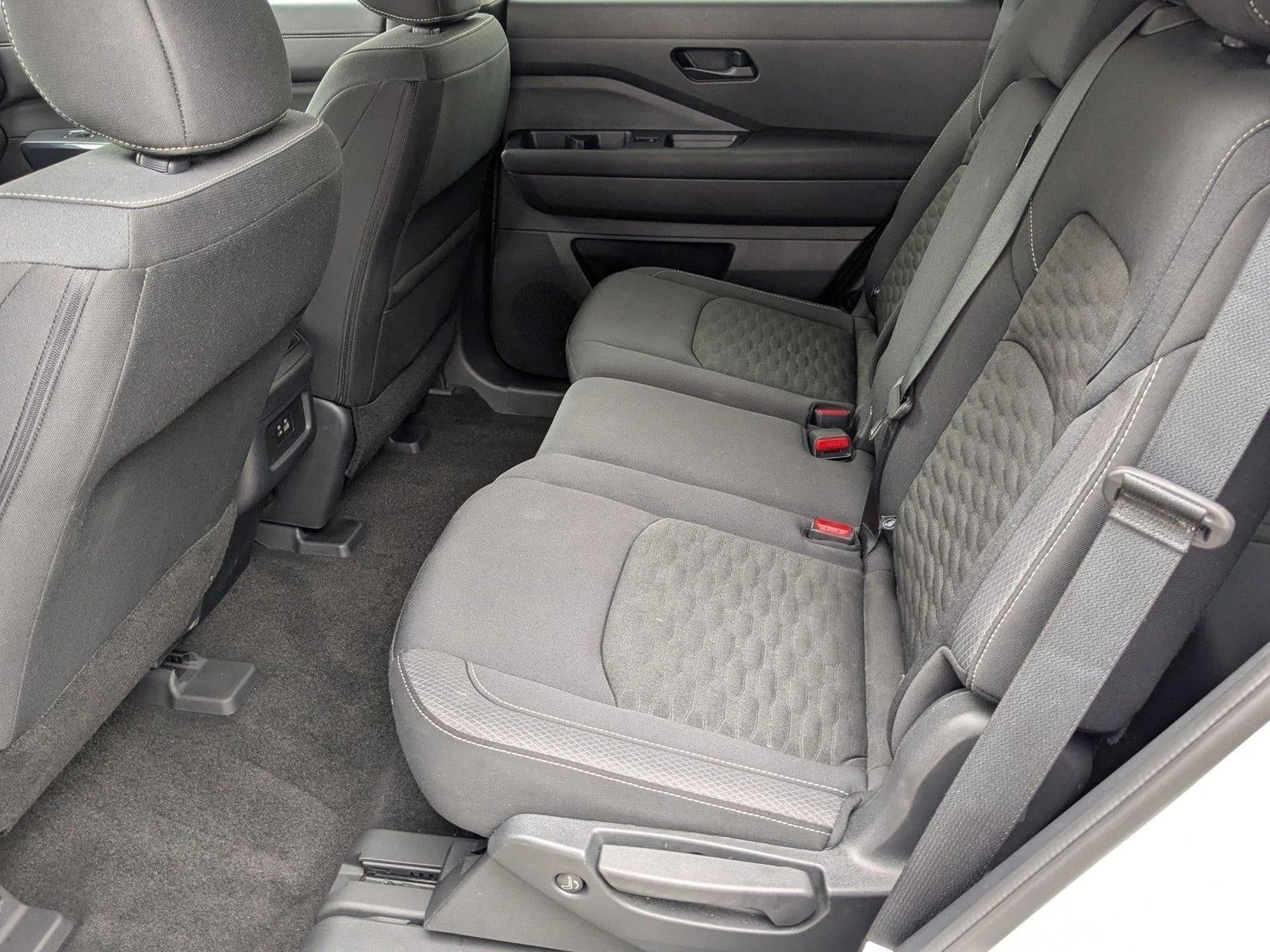 2024 Nissan Pathfinder S 4WD