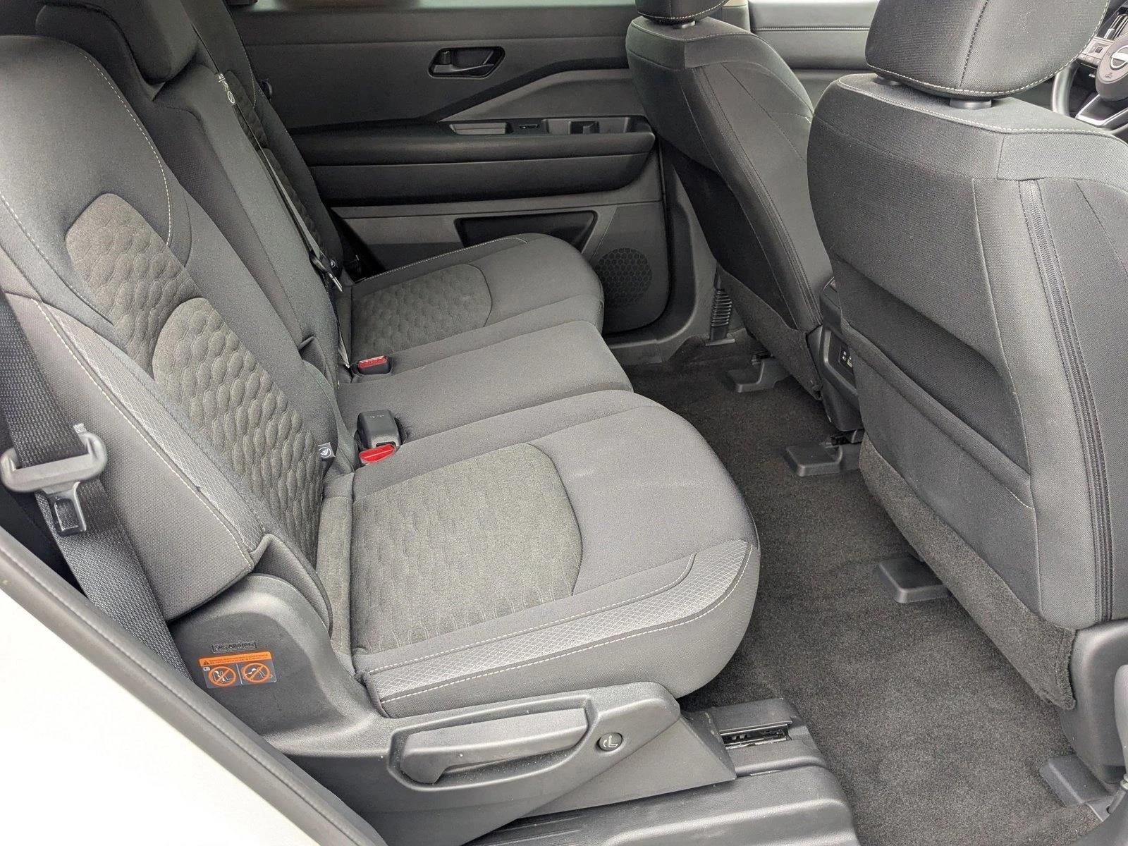 2024 Nissan Pathfinder S 4WD