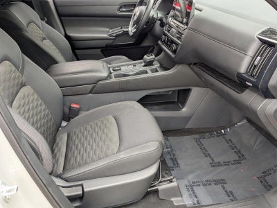 2024 Nissan Pathfinder S 4WD