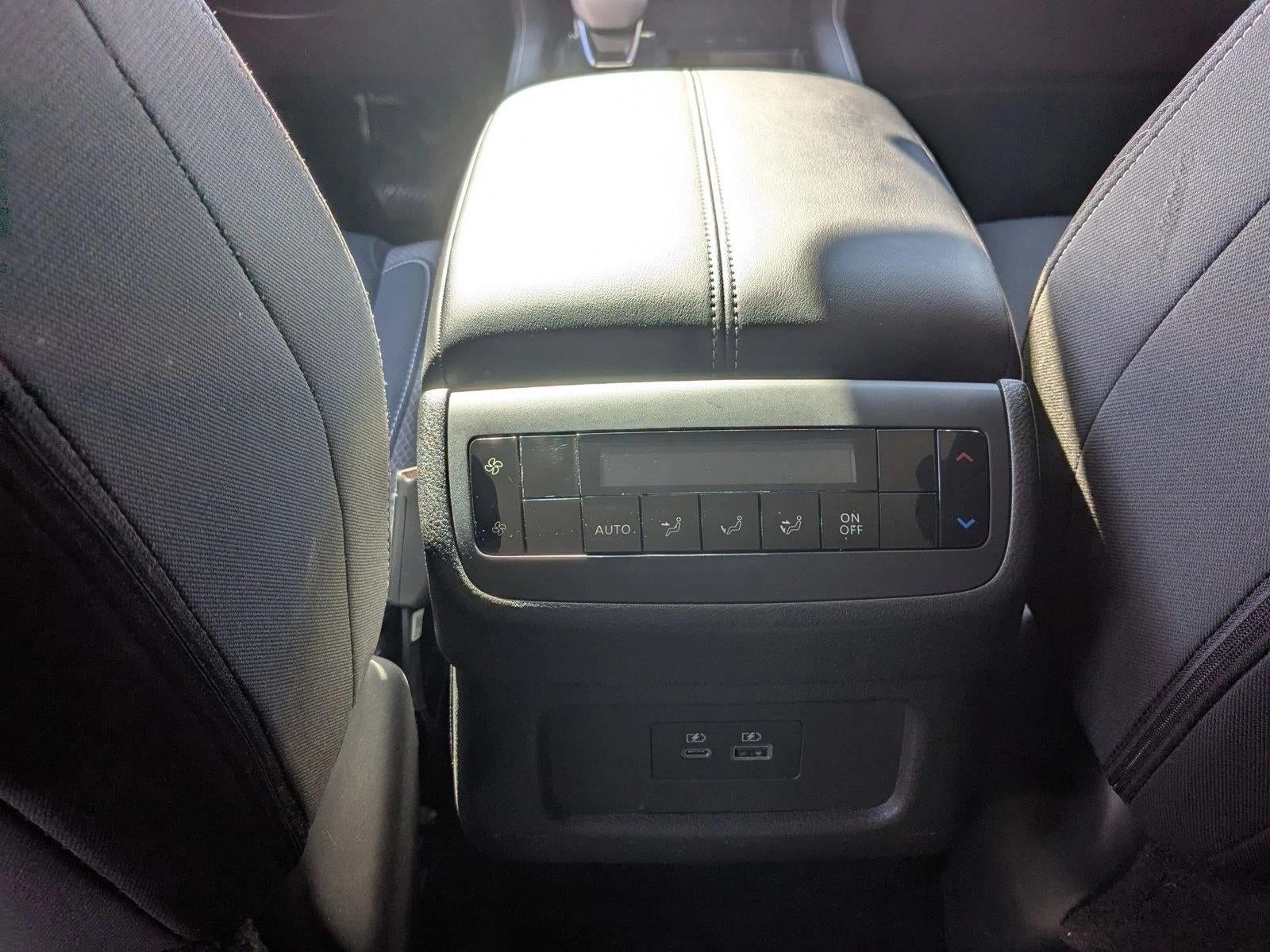 2024 Nissan Pathfinder SV 2WD