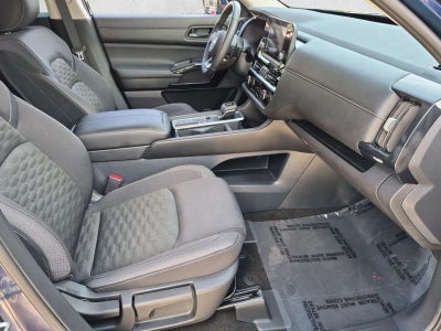 2025 Nissan Pathfinder SV 2WD