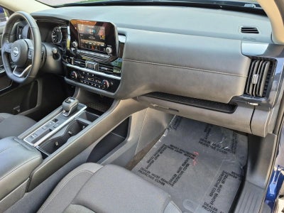 2025 Nissan Pathfinder SV 2WD