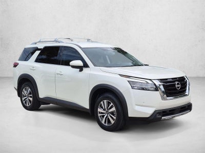 2022 Nissan Pathfinder SL 2WD