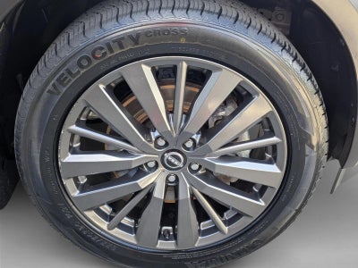 2022 Nissan Pathfinder SL 2WD
