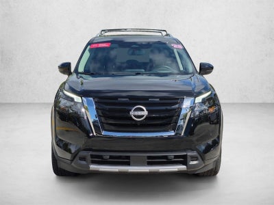 2025 Nissan Pathfinder Platinum 2WD