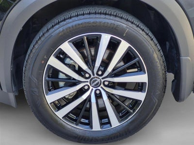 2025 Nissan Pathfinder Platinum 2WD