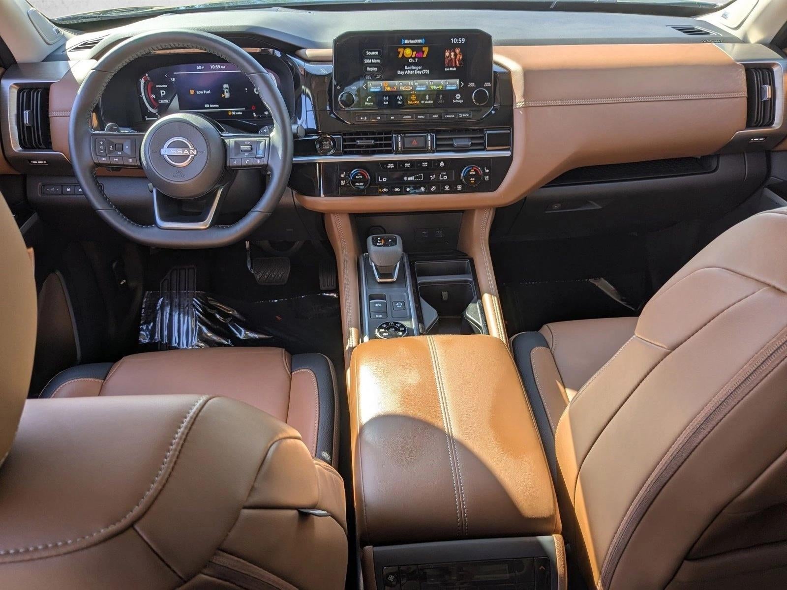 2025 Nissan Pathfinder Platinum 4WD