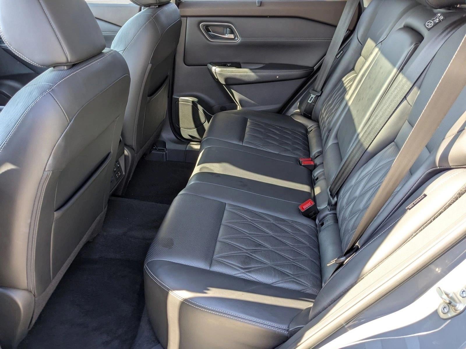 2021 Nissan Rogue AWD Platinum