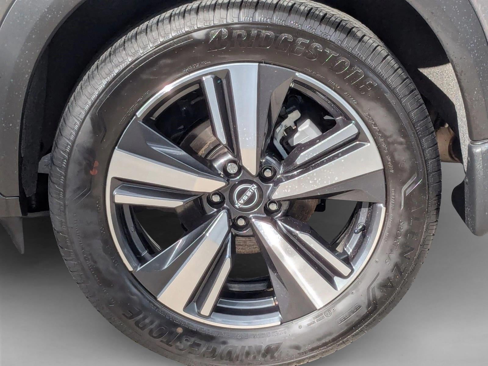 2025 Nissan Rogue FWD SL