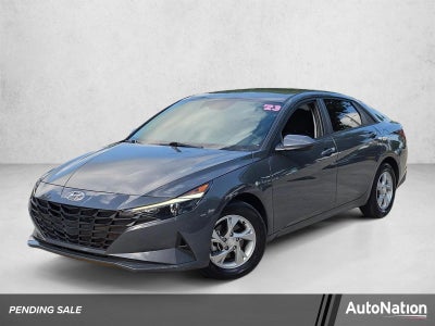 2023 Hyundai ELANTRA SE IVT