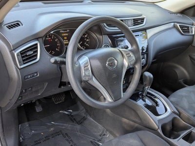 2015 Nissan Rogue FWD 4dr SV