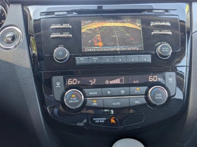 2015 Nissan Rogue FWD 4dr SV