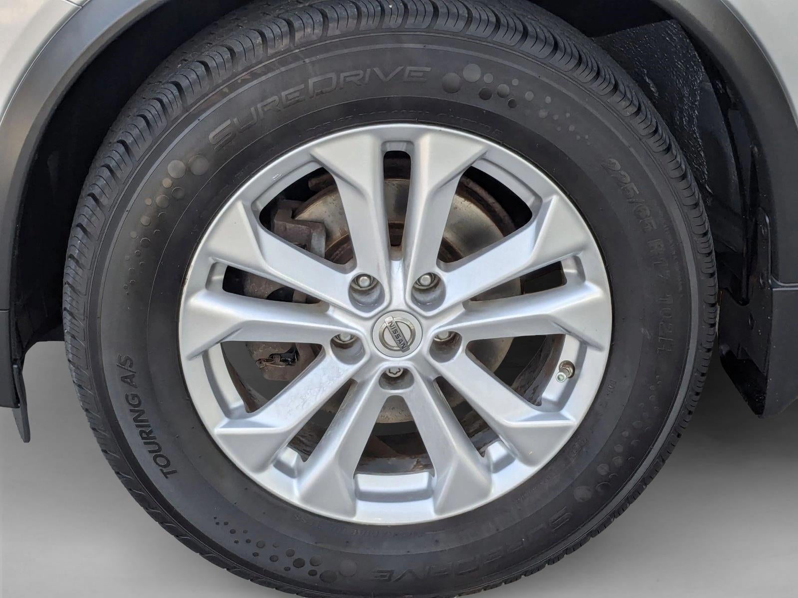 2015 Nissan Rogue FWD 4dr SV