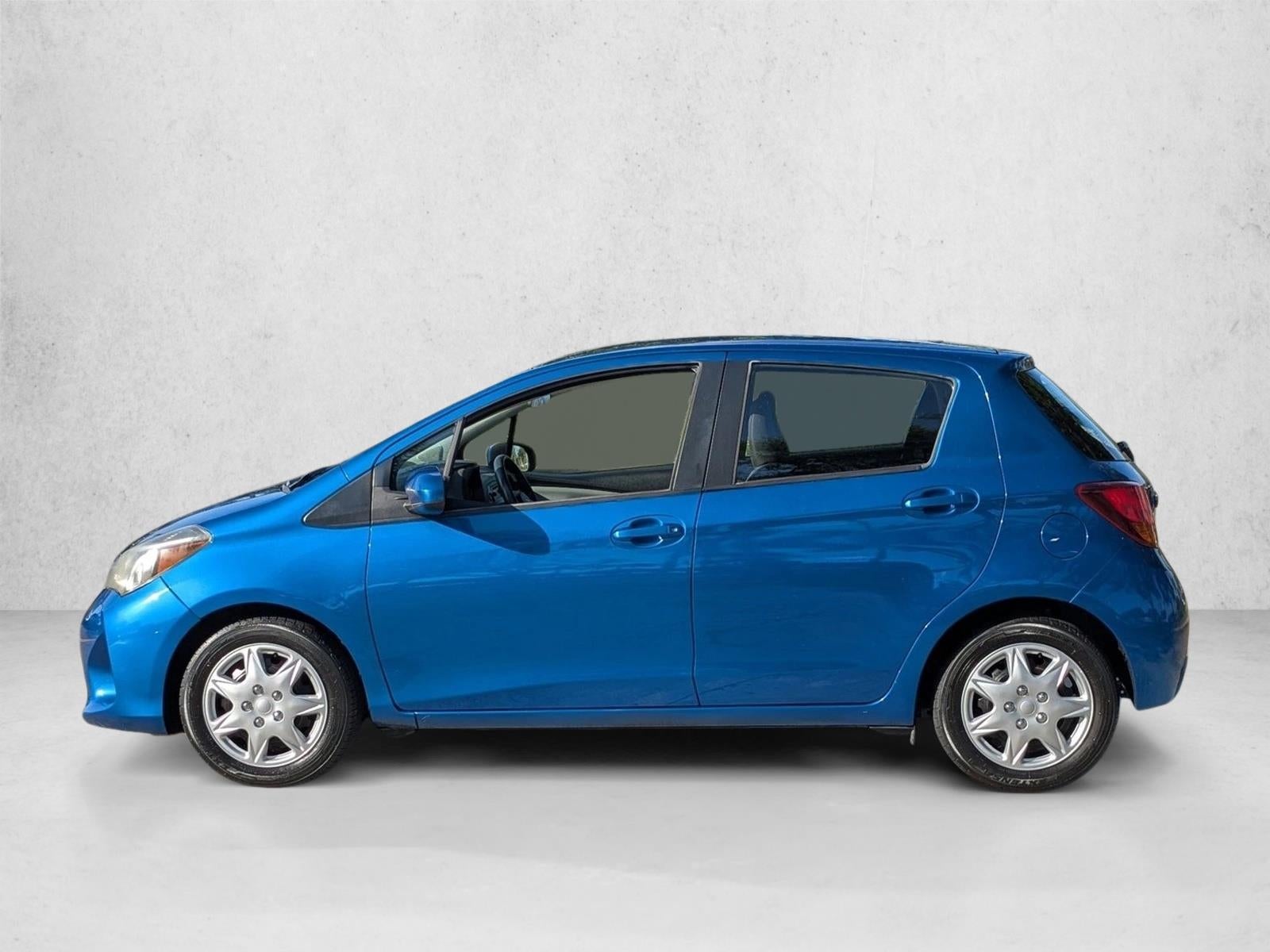 2017 Toyota Yaris 5-Door L Auto (Natl)