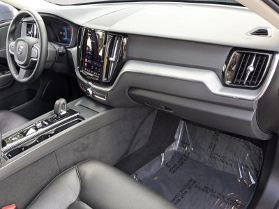 2023 Volvo XC60 B5 FWD Core