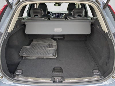 2023 Volvo XC60 B5 FWD Core