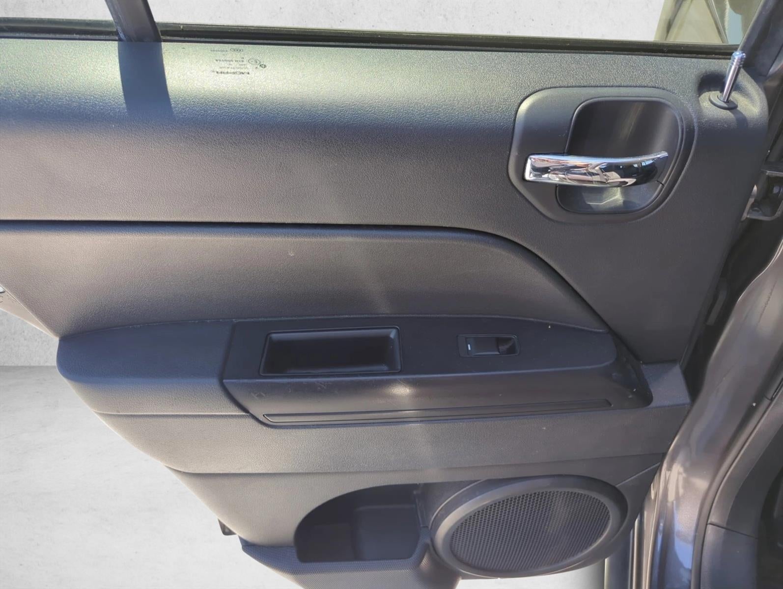 2016 Jeep Compass FWD 4dr Sport