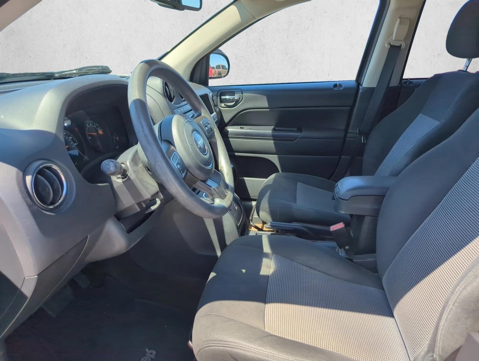 2016 Jeep Compass FWD 4dr Sport